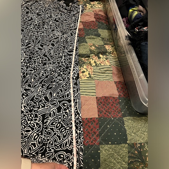 Sleeveless patterned dress with ruffle type top - Picture 15 of 16